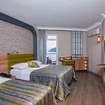 Monart Hotel 4*