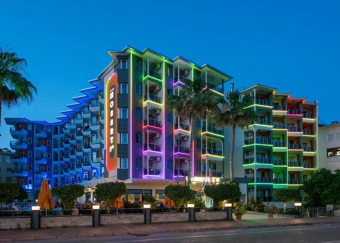 Hotel Monart 4*