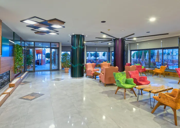 Monart Hotel 4*