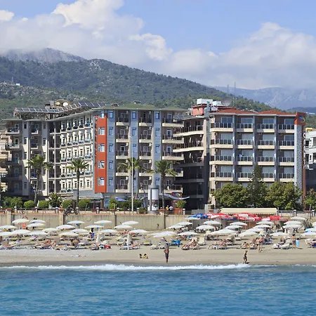 Hotel Monart 4*