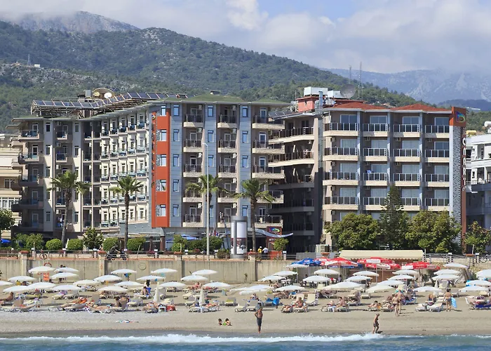 Hotel Monart 4*